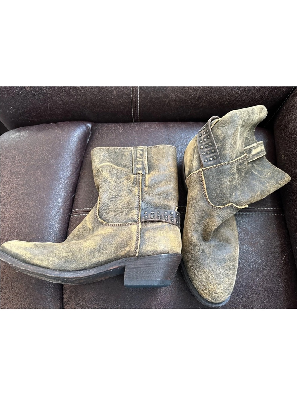 Women’s Distressed Studded Ankle Boots - Yellow Brown